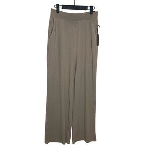 Dictionary Wide Leg Flowy Stretchy Pants w/ Pockets - Size 8/10